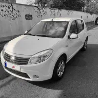 رنوساندرو اتوماتیک مدل ۹۵