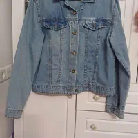 کت لی  فقط یکی دوبار اونم یکی دوساعت پوشیده شده