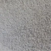 مقداری موکت برش شده متری ۱۰۰ تومان