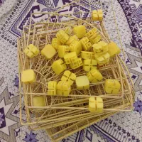 قفسه فلزی