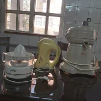 ابمیوه گیری هم زن