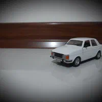 ماکت ماشین پیکان