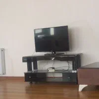 زیر تلویزیون در حد نو بدون خط و خش