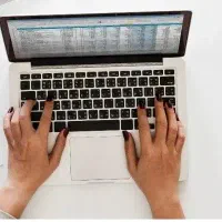 پیاده ساز و تایپیست حرفه ای هستم