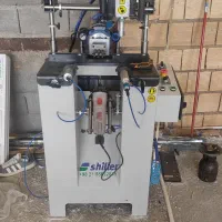 دستگاه درب و پنجره upvc