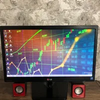 کامپیوتر + مانیتور LG تخت + میز و صندلی
