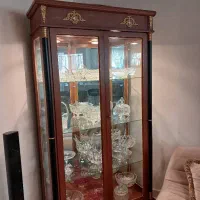 بوفه دیواری چوب وشیشه