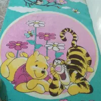 فرش اتاقاتاق کودک 4متری  سالم