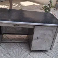 میز و تلوزیون