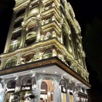 آپارتمان-3-نبش-با-دید-باز