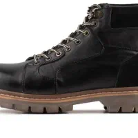 نیم بوت کاترپیلار