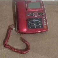 تلفن رو میزی و ساعت میبند۶