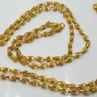 طلا5/5گرم محکم 350بالای فی گوشواره کرلی800سوت
