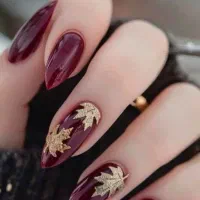 مدل برای کاشت ناخن و ترمیم