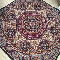 تعدادی گلیم فرش و پرده حریر|پرده، رانر، رومیزی|فولادشهر, مسکن مهر فولادشهر|دیوار