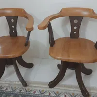 صندلی چوبی