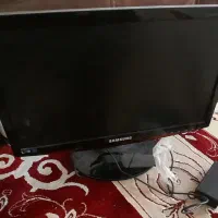 مانیتور وکیبورد