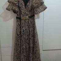 پیراهن مجلسی|لباس|نیشابور, امام خمینی|دیوار