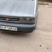 لنز چراغ خودرو