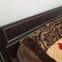 تخت دونفره سالم با زیر تختی|تخت و سرویس خواب|بجنورد, |دیوار