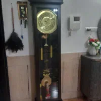 ساعت ایستاده چوبی