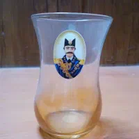 استکان قدیمی ( کلکسیونی ) . ۱۵۰ ساله|کلکسیون اشیاء عتیقه|شاندیز, |دیوار