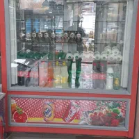 تجهیزات پروتئین ترازوی ۱۶۰۰۰،میزکار،دوعدد یخچال و.|فروشگاه و مغازه|تبریز, |دیوار