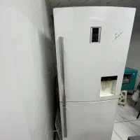 یخچال فریزر فریجستار