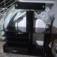 میز تلویزیون شیشه ای مشکی