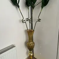 ۴عدد گل بامبو کاملا سالم ب همراه گلدون