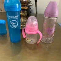 تعدادی لوازم نوزادی کاور باران مکسی کوزی،آویزتخت|اسباب و اثاث بچه|تهران, سبلان (لشگر)|دیوار