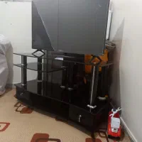 میز تلویزیون شیشه ای