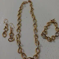 طلا و جواهرات