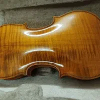 ویولن ۴/۴|ویولن|قم, وادی السلام|دیوار