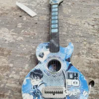 گیتار بچگانه