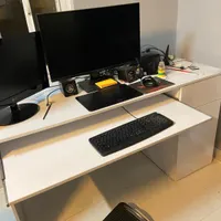 میز کامپیوتر