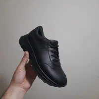 کتونی تمام چرم طبیعی best shoes سایز ۳۹