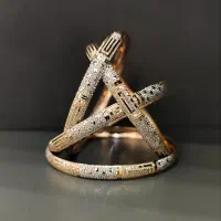 النگو هلالی|جواهرات|قم, نیروگاه|دیوار