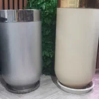 گلدان فایبر گلس  طرح کپسولی