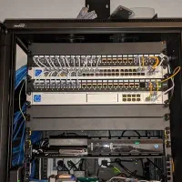 پشتیبانی تخصصی IT و اجرای خدمات فنی