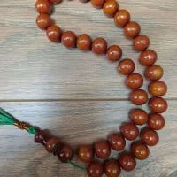 زیور آلات و تسبیح|کلکسیون اشیاء عتیقه|ارومیه, |دیوار