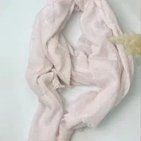 شال|لباس|اهواز, گلستان|دیوار