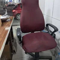 صندلی.  میز وسط برای دکور