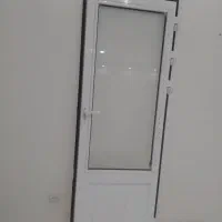 درب آلومینیومی پا چلاقی