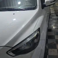 شاهین بدون رنگ در حد