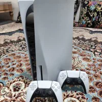 فروش یک عدد دستگاه ps5 فت درحد نو همراه دو دسته