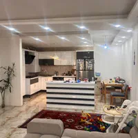 آپارتمان ۱۱۵ متری شهید قانعی ۲ خواب طبقه دو و سه