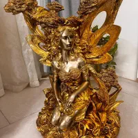 میز کنار سالنی