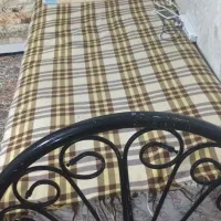 تخت تک نفره