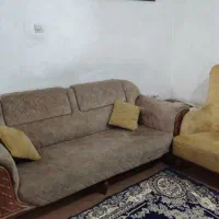 مبل ۷نفره بسیار تمیز همراه با جلو مبلی ومیز تلوزیو|مبلمان خانگی و میز عسلی|سمنان, |دیوار